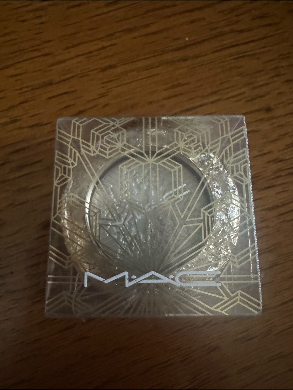 NWT MAC Cosmetics SNOWBALL Eyeshadow - FROSTWINKED
